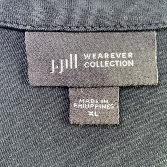 J jill wearever collection black short sleeved v-neck t-shirt size XL - Picture 4 of 7